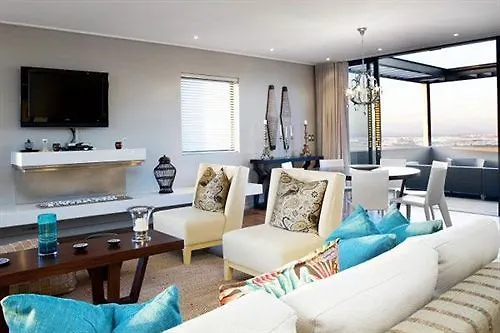 Manhattan Suites Apartments Cape Town 4*,  South Africa